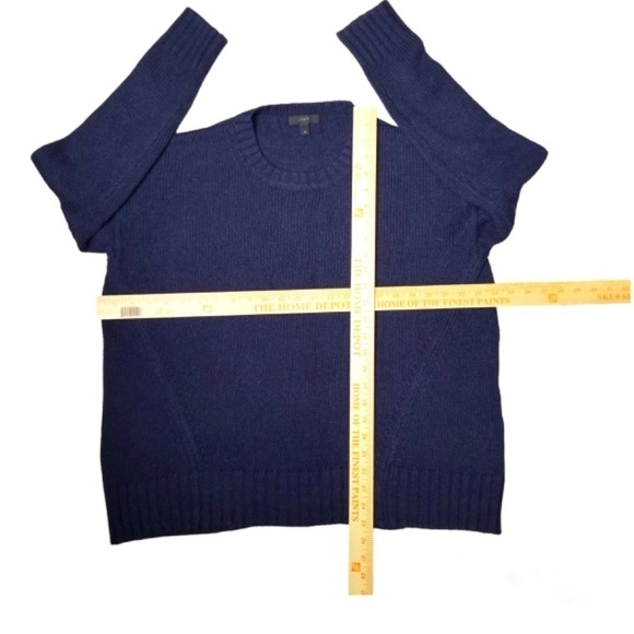 J. CREW- Mens Medium Crewneck Sweater- Super Soft- Blue - Picture 7 of 7